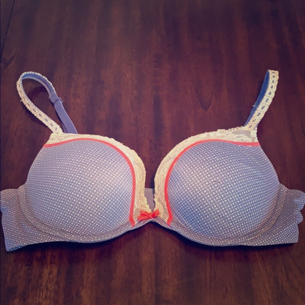 Body by Victoria Secret Push-up Bra